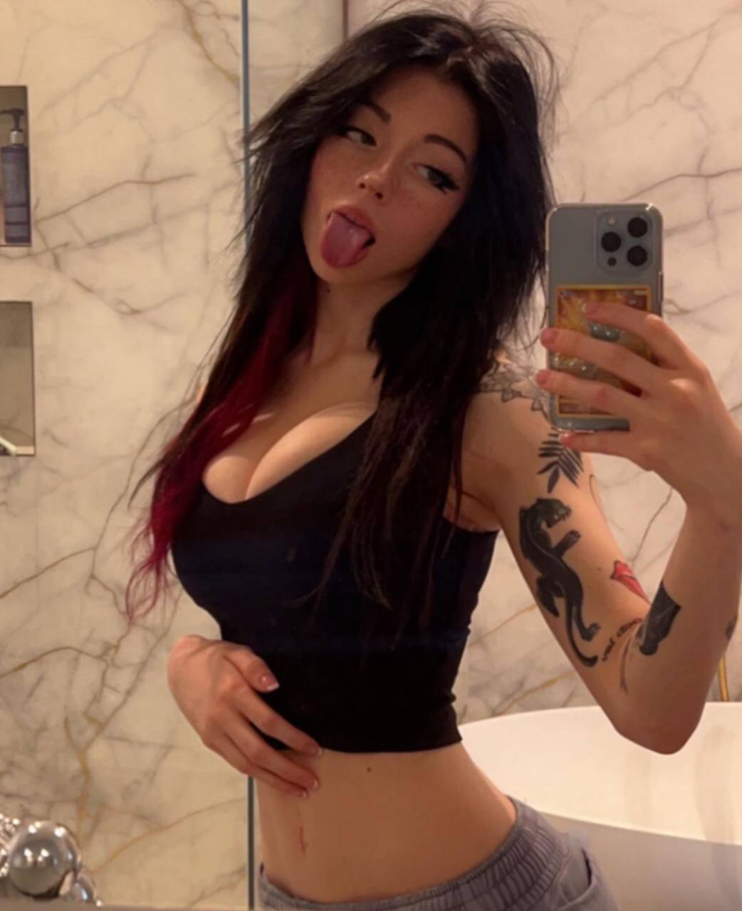Noemie lili only fans leaks
