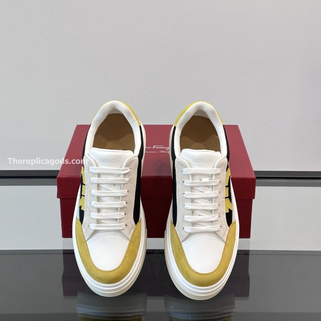 LOW TOP SNEAKERS WITH GANCINI OUTLINE - OW66