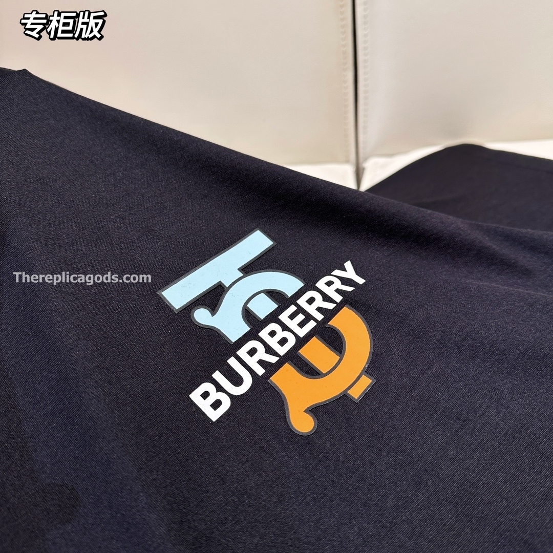 MONOGRAM MOTIF OVERSIZED T-SHIRT IN BLACK - TP660