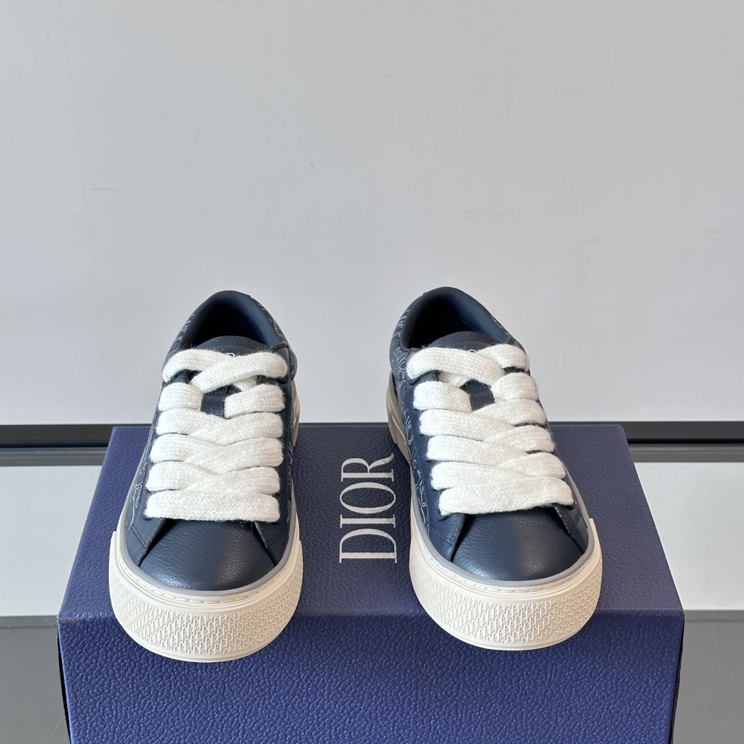 B33 SPIN SNEAKERS NAVY BLUE GRAINED CALFSKIN AND NAVY BLUE GRAVITY OUTLINE LEATHER - CD415