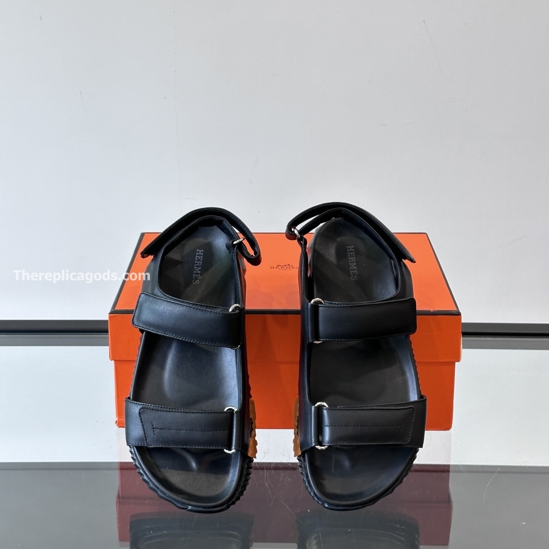 JUNIOR SANDALS IN BLACK - HS110