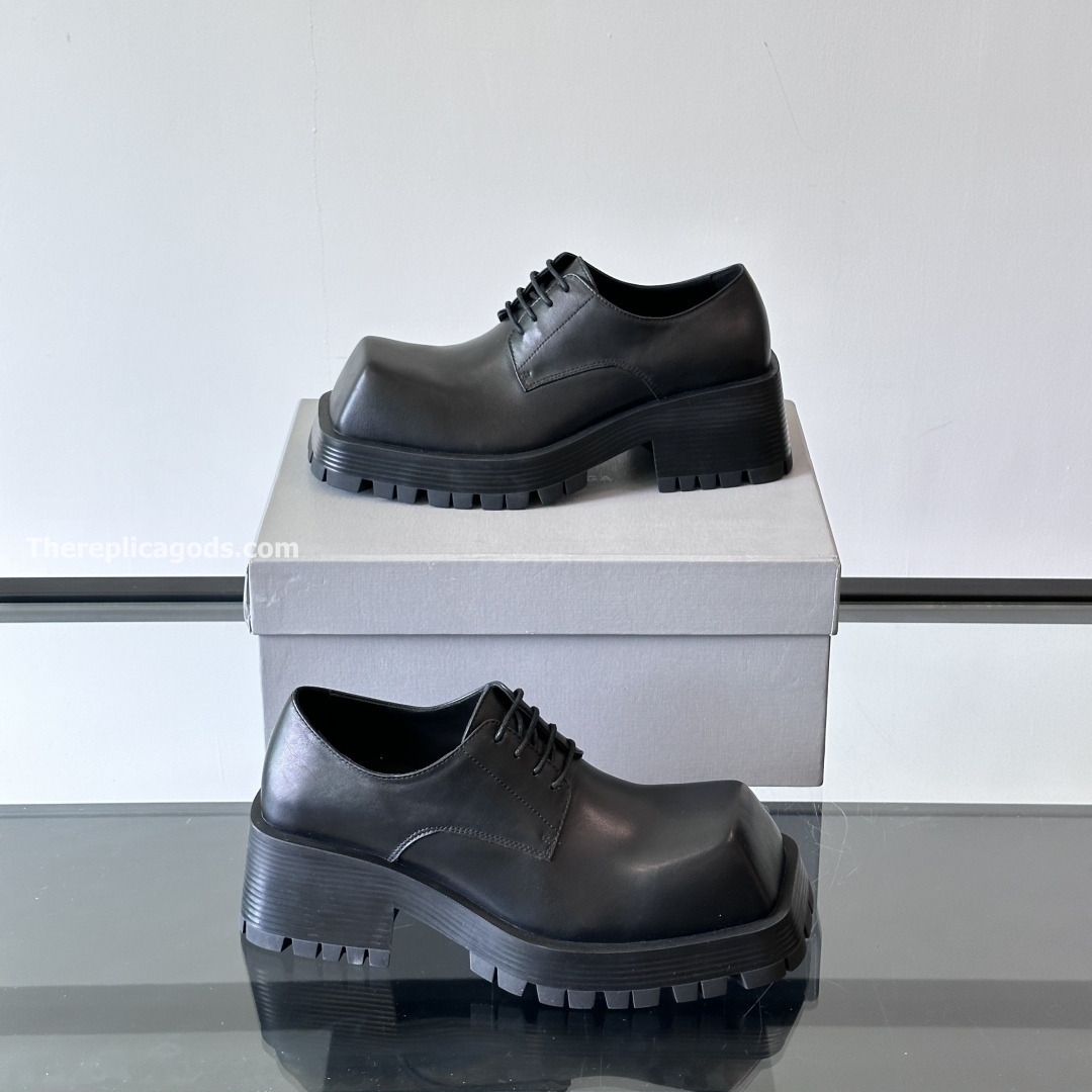 TROOPER DERBY SHOES IN BLACK - BB273