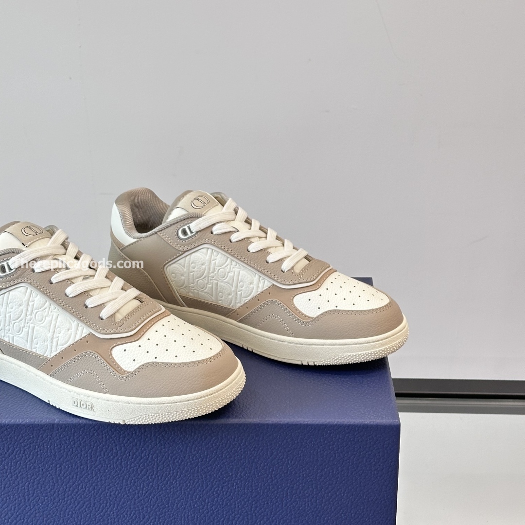 B27 UPTOWN LOW-TOP SNEAKERS BEIGE AND WHITE GRAINED CALFSKIN WITH WHITE GRAVITY LEATHER - CD412