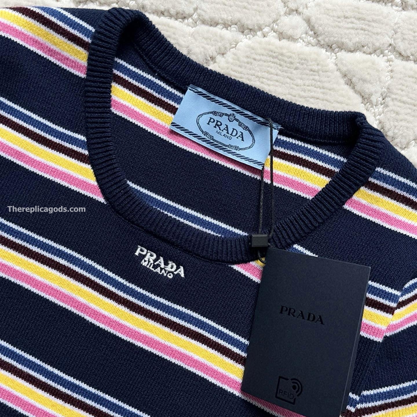 COTTON CREW-NECK SWEATER - TP561