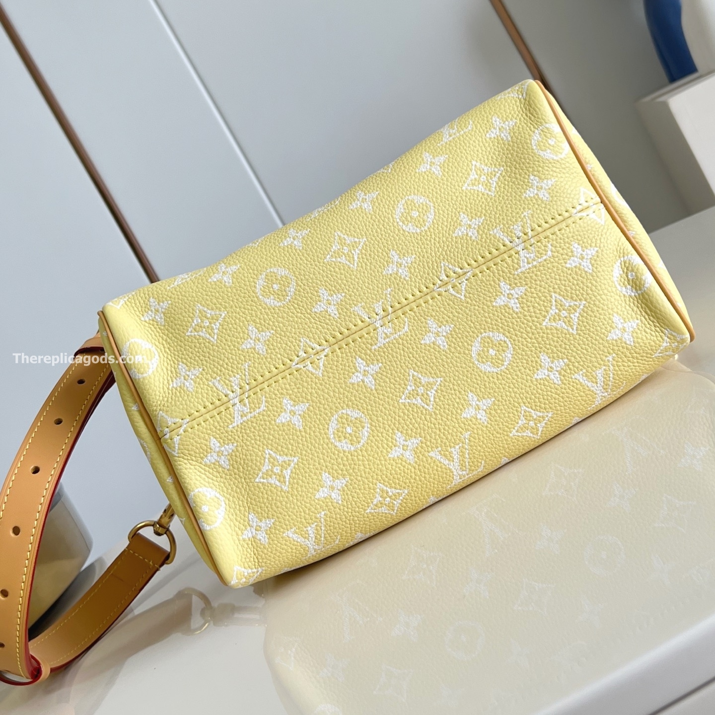 SPEEDY P9 BANDOULIERE 25 BAG IN YELLOW M24426