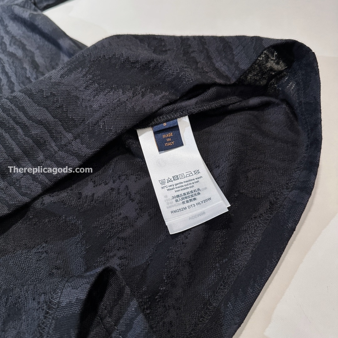 JERSEY JACQUARD T-SHIRT IN BLACK - TP661