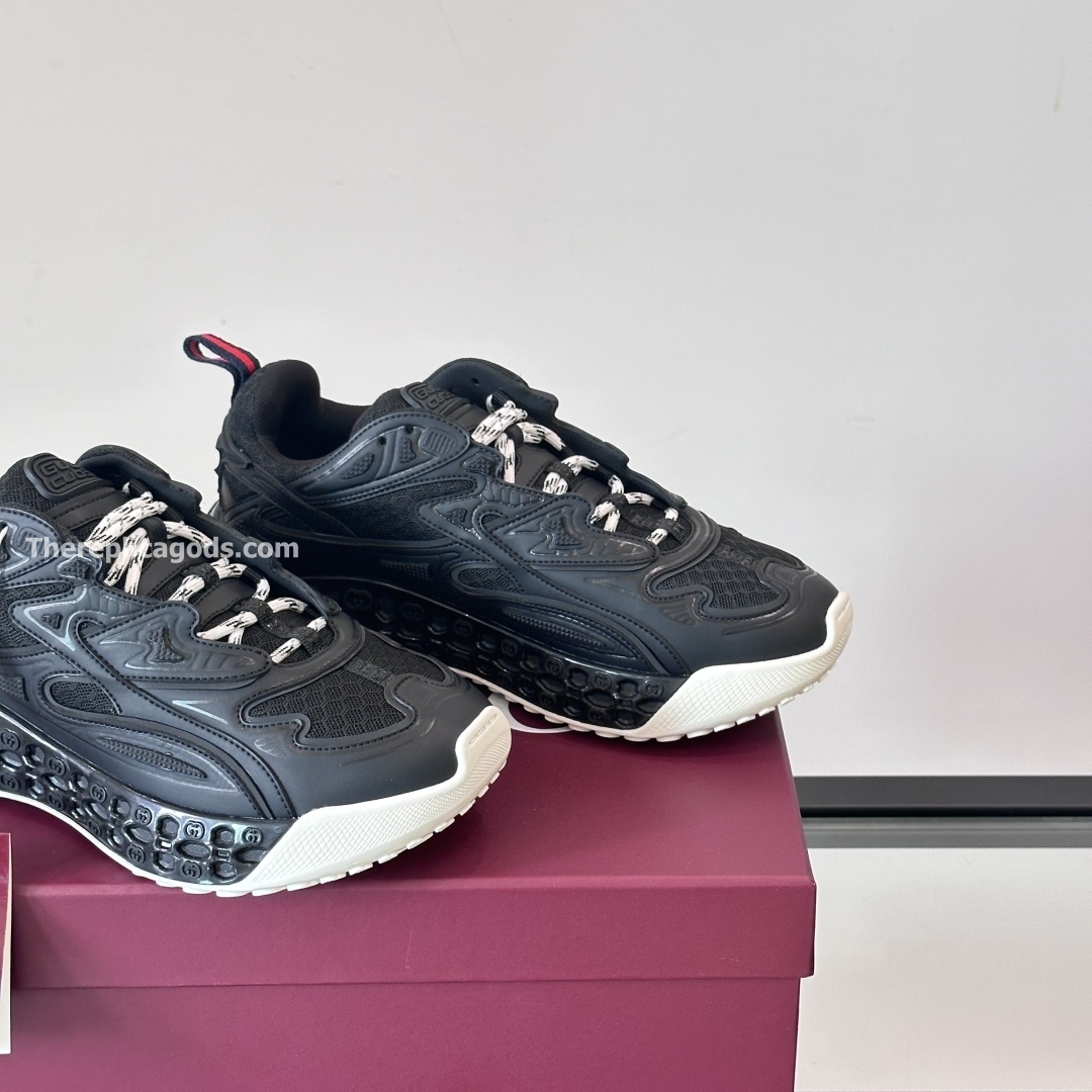 MEN'S CUB3D TRAINERS IN BLACK - GC496