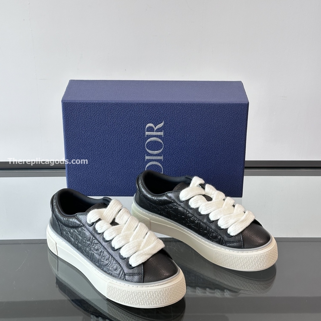 B33 SPIN SNEAKERS BLACK GRAINED CALFSKIN AND BLACK GRAVITY LEATHER - CD413