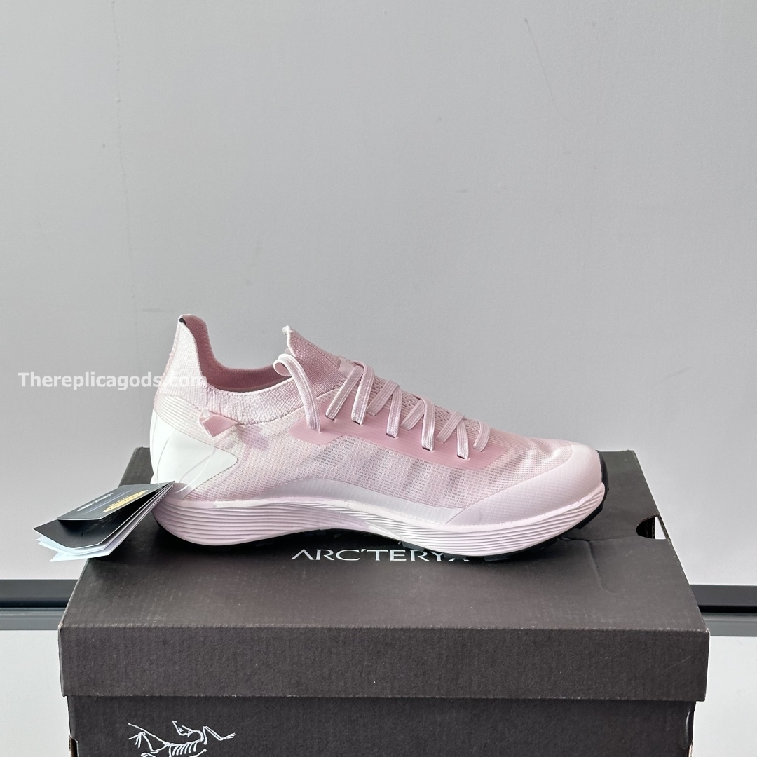 NORVAN SL 3 SNEAKERS IN PINK