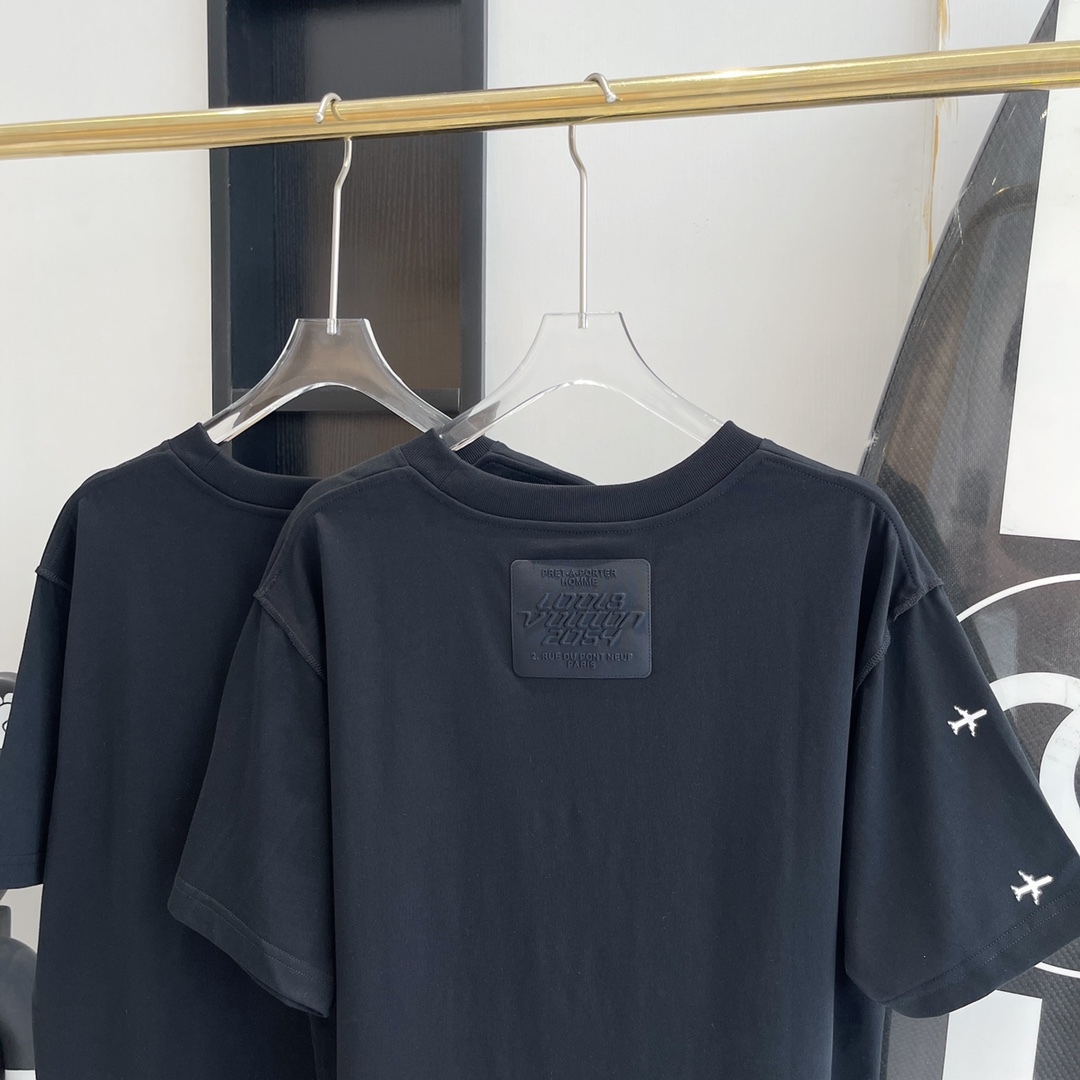 AIRPLANE PRINTED T-SHIRT IN BLACK - TP584