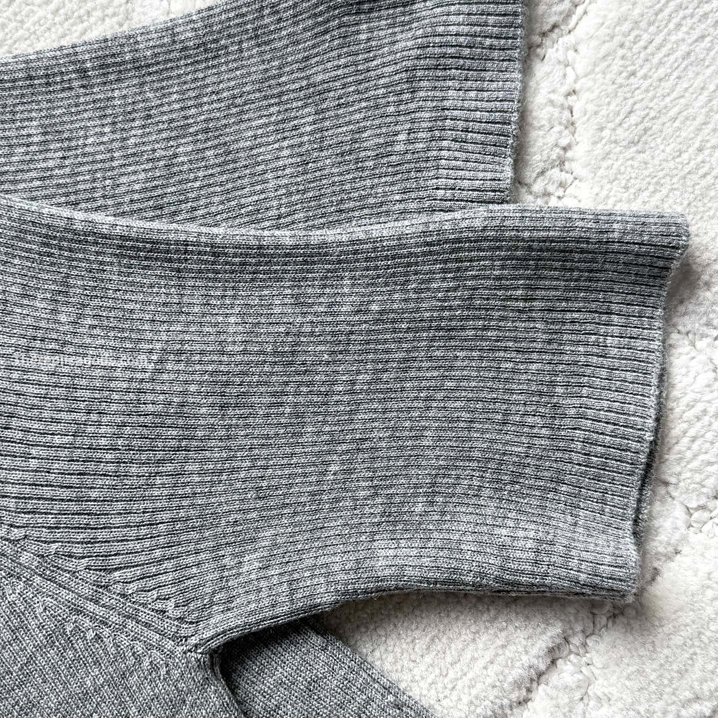 GREY SILK CREW-NECK SWEATER WITH LOGO - TP563