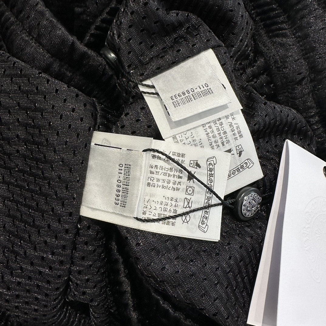 STADIUM FOOTBALL SHORTS IN BLACK - TP580