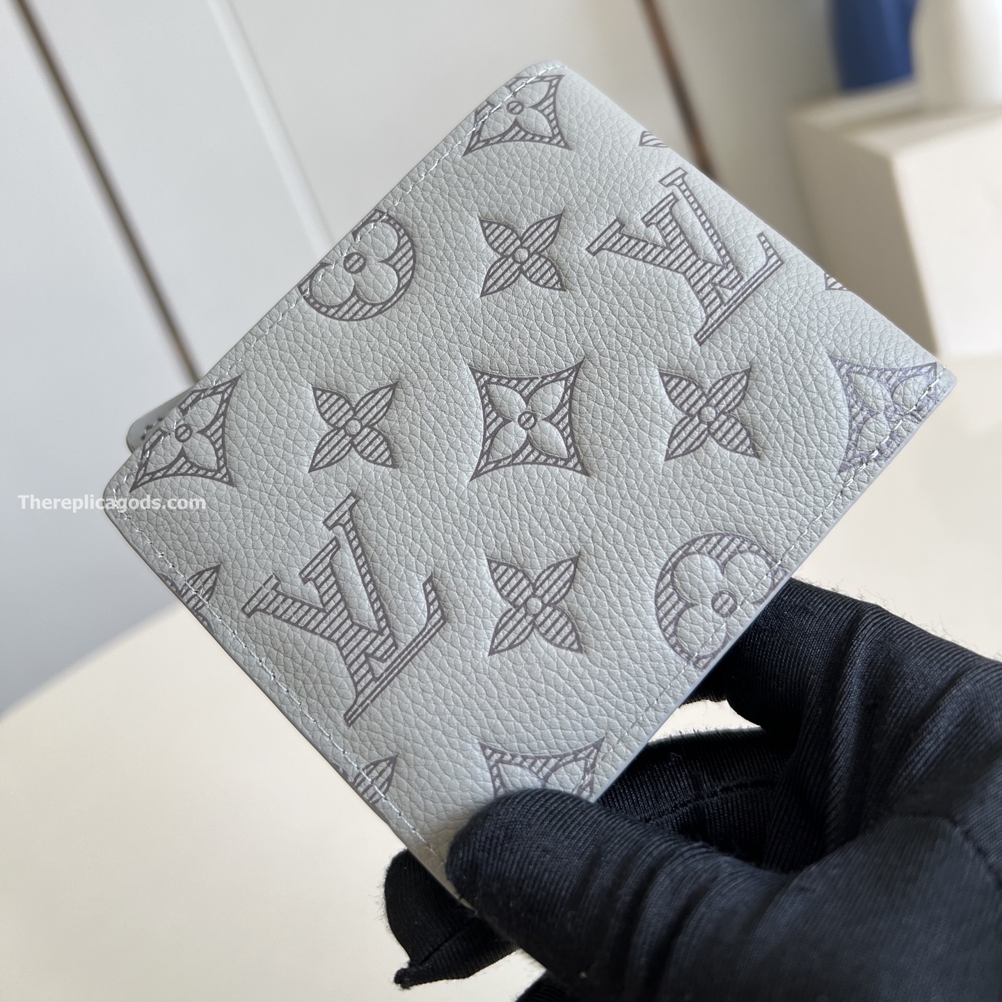 MULTIPLE WALLET ANTHRACITE GRAY MONOGRAM SHADOW CALF LEATHER M81383