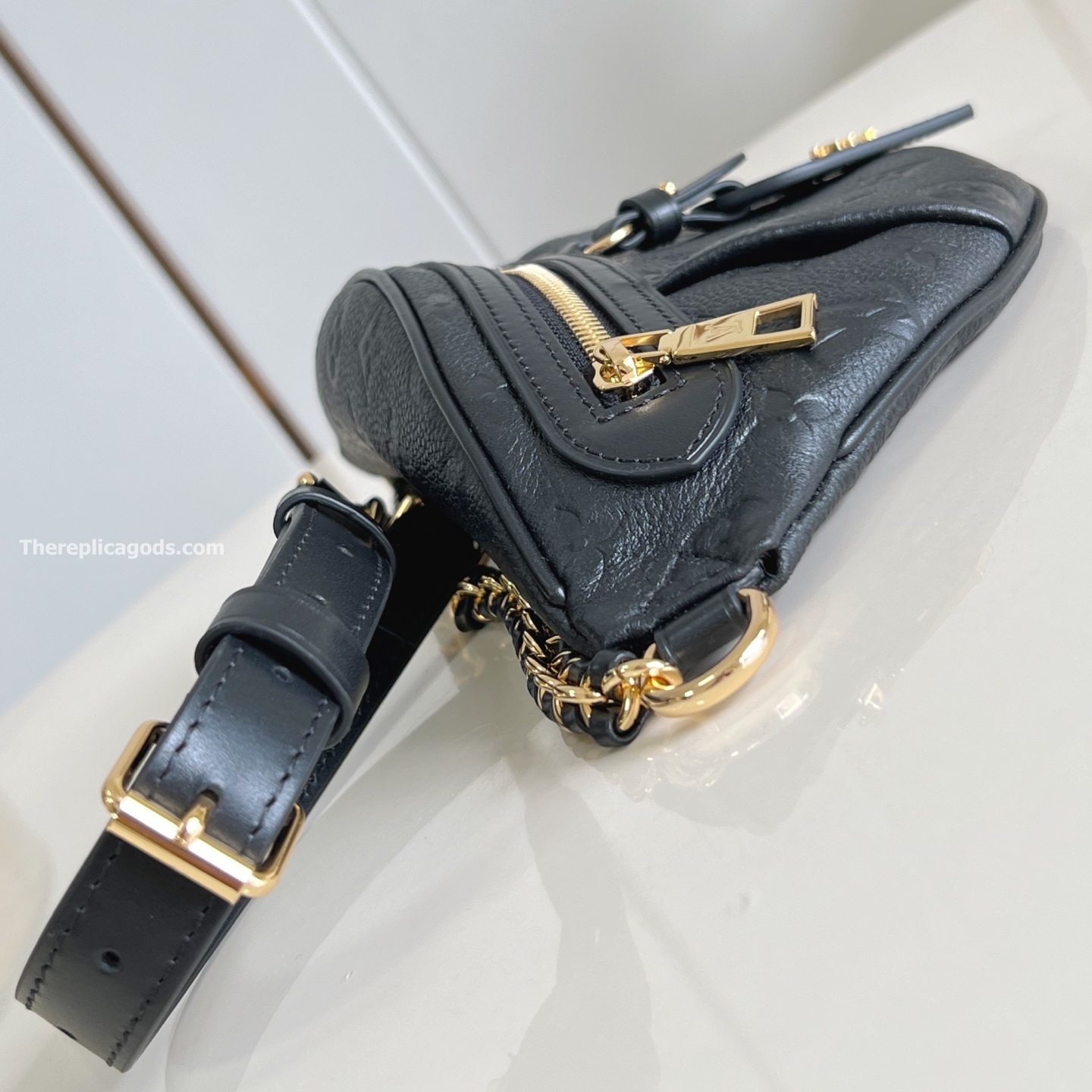HIGH RISE PM BUMBAG BLACK COWHIDE LEATHER M14353