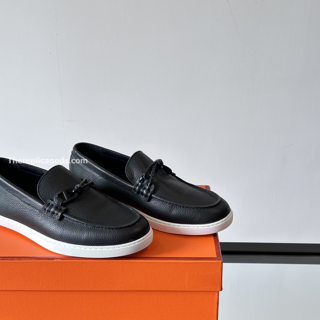 IGNACIO LOAFERS IN BLACK - H250