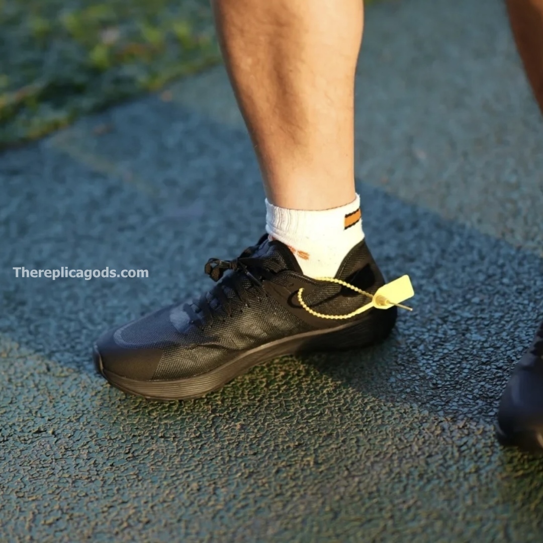 NORVAN SL 2 SNEAKERS IN BLACK