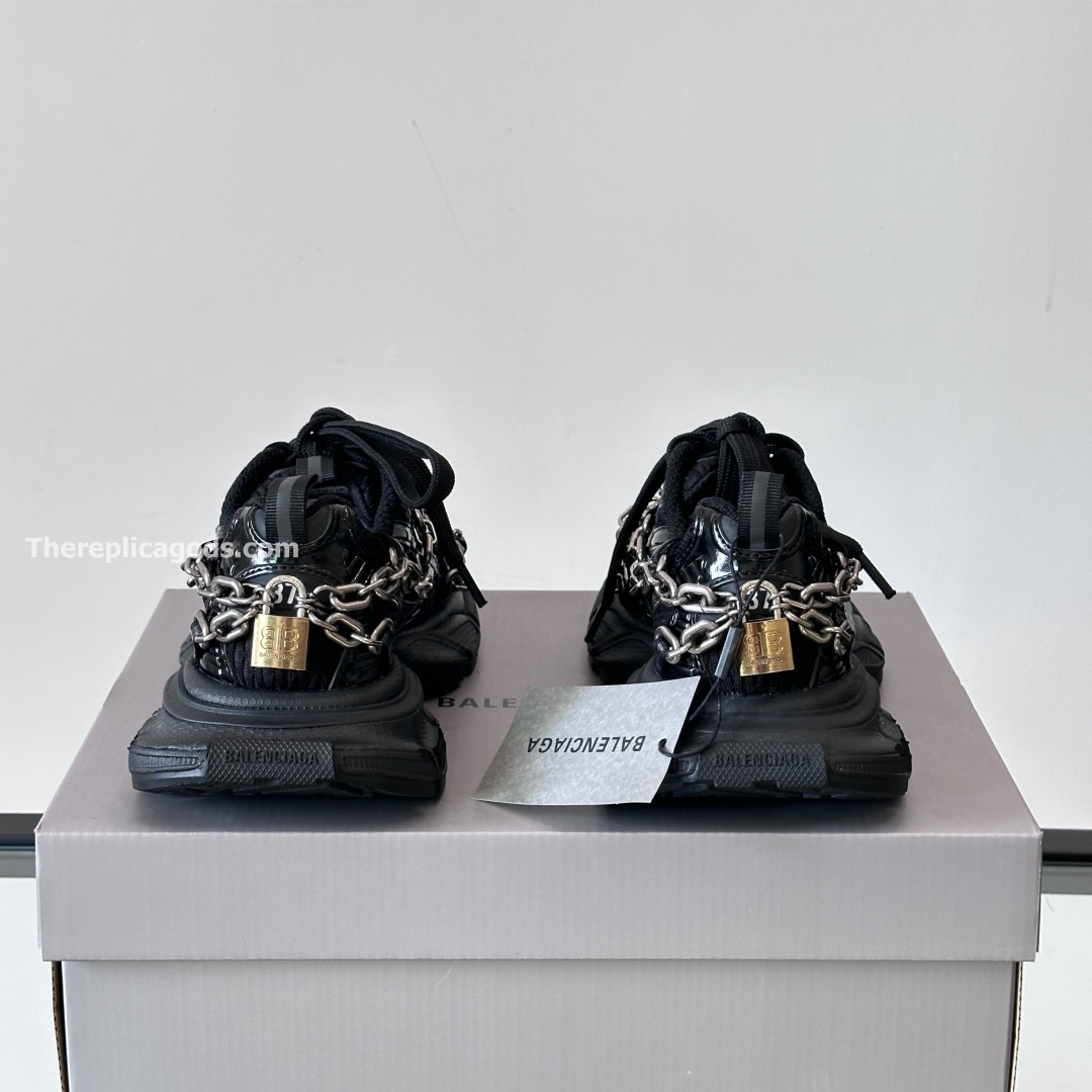 3XL CHAIN MESH SNEAKERS IN BLACK - BB274