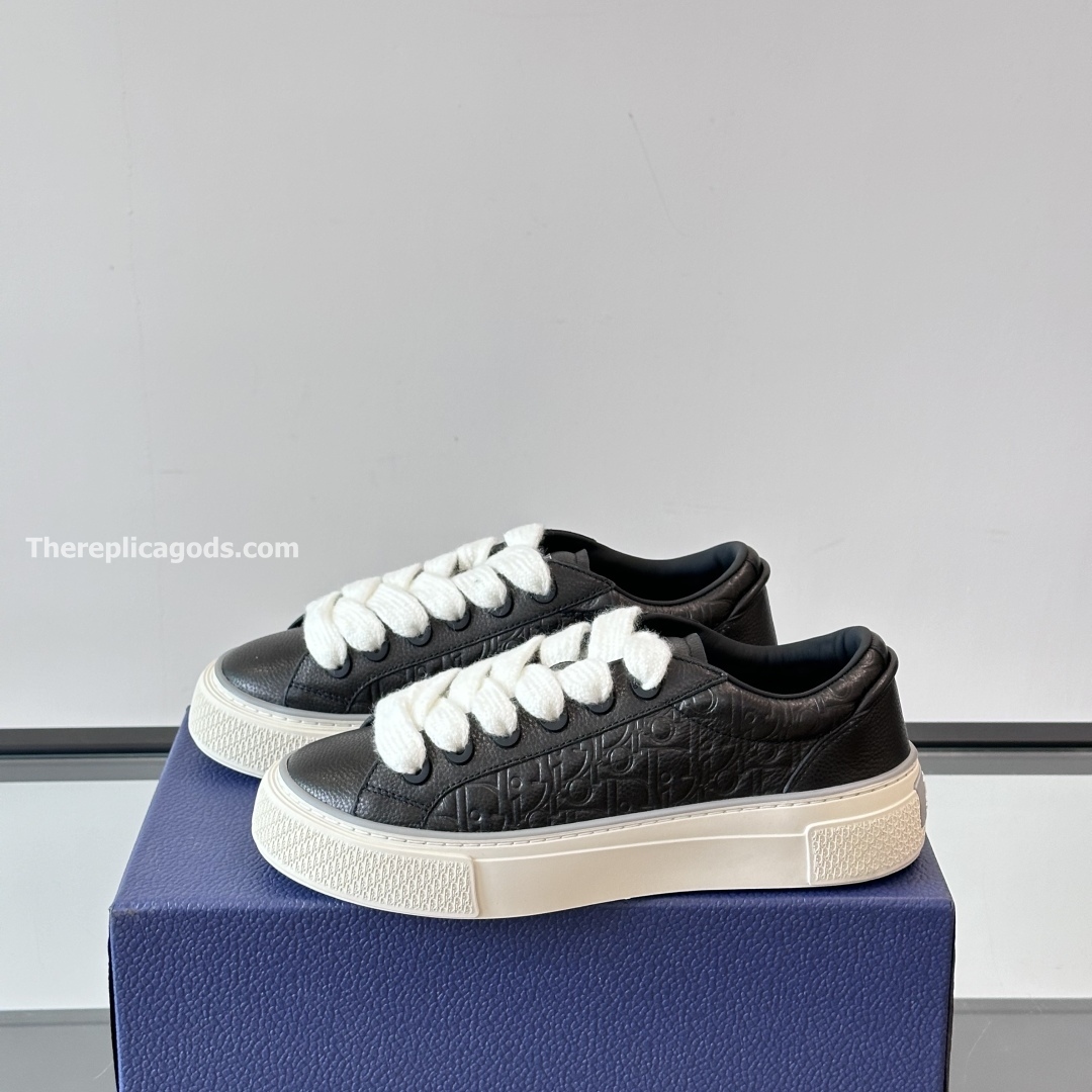 B33 SPIN SNEAKERS BLACK GRAINED CALFSKIN AND BLACK GRAVITY LEATHER - CD413