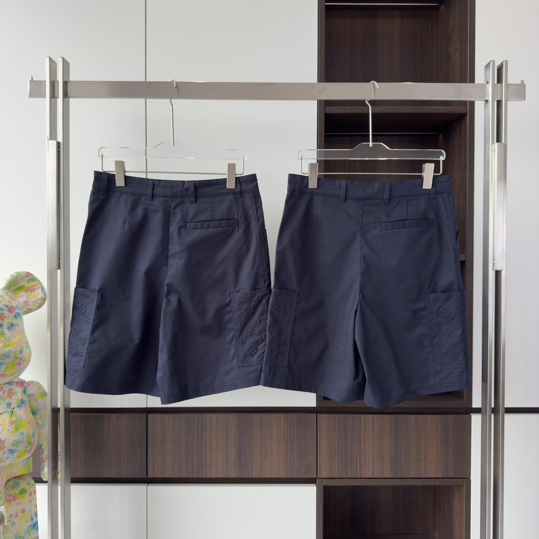MONOGRAM POCKET CARGO SHORTS IN BLUE - TP647