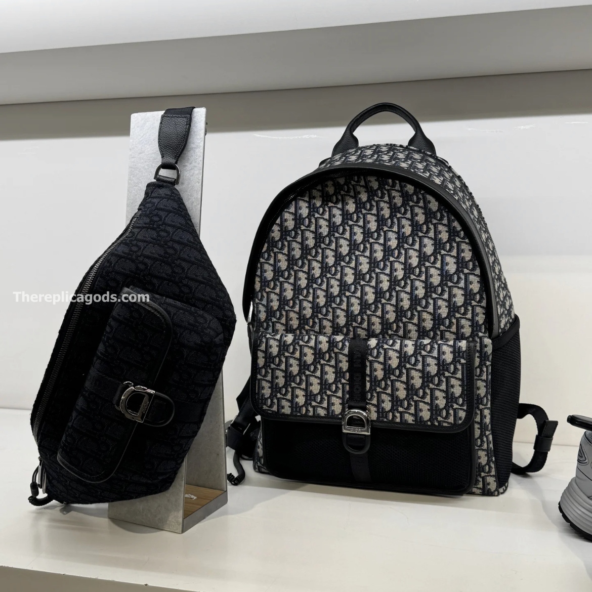8 BELT BAG BLACK OBLIQUE JACQUARD