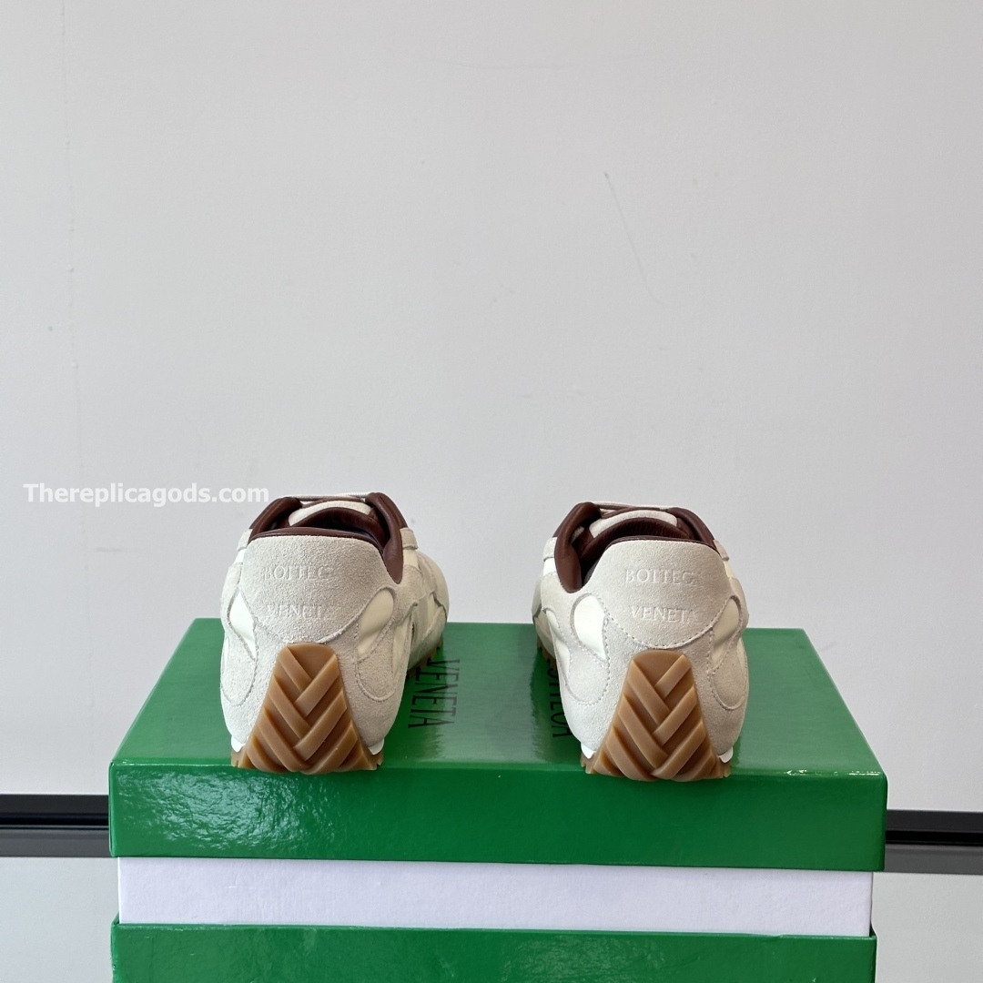 ORBIT FLASH SNEAKERS IN WHITE - BV24