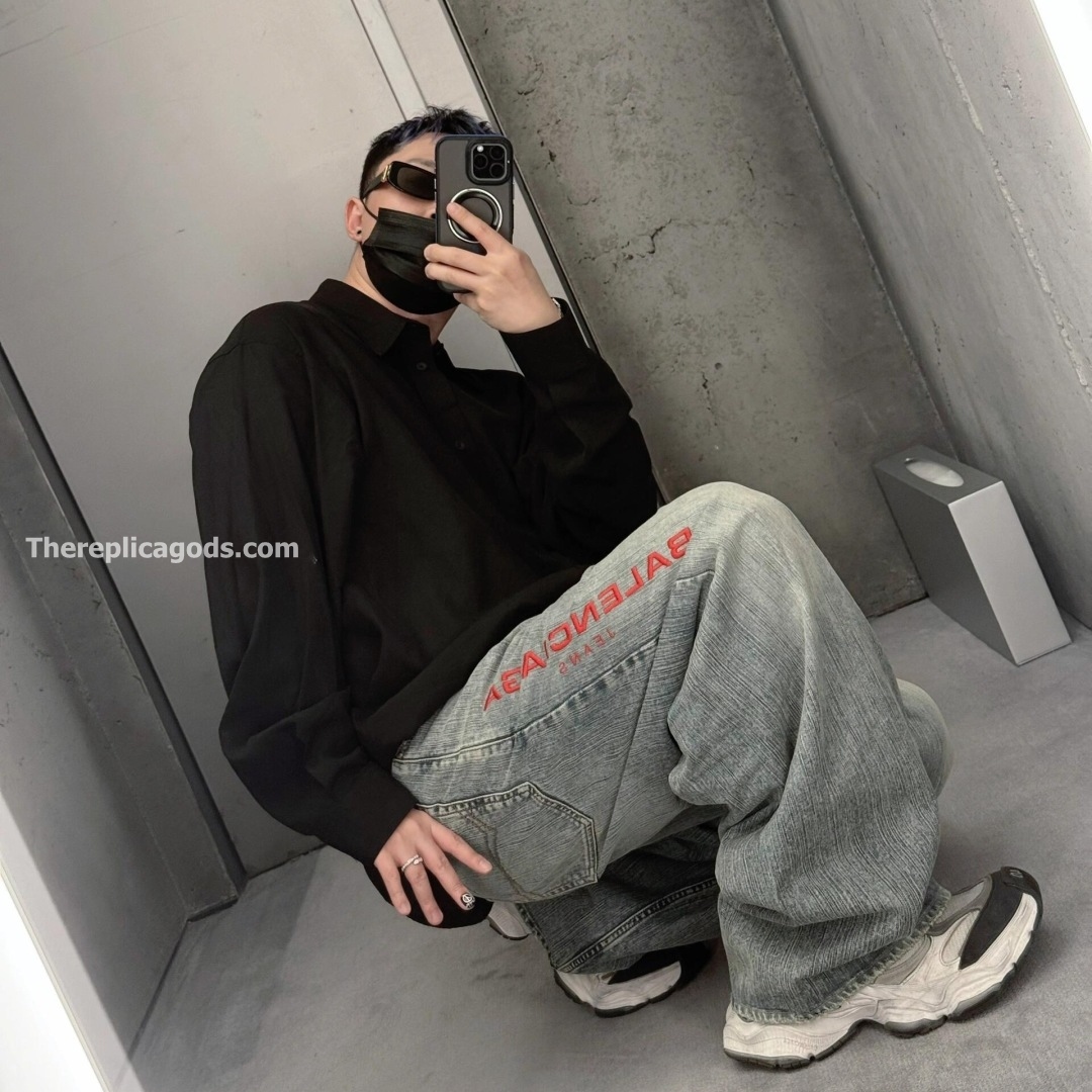BAGGY PANTS IN STAINED IN LIGHT BLUE - TP598