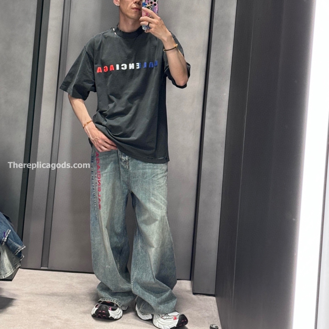 BAGGY PANTS IN STAINED IN LIGHT BLUE - TP598