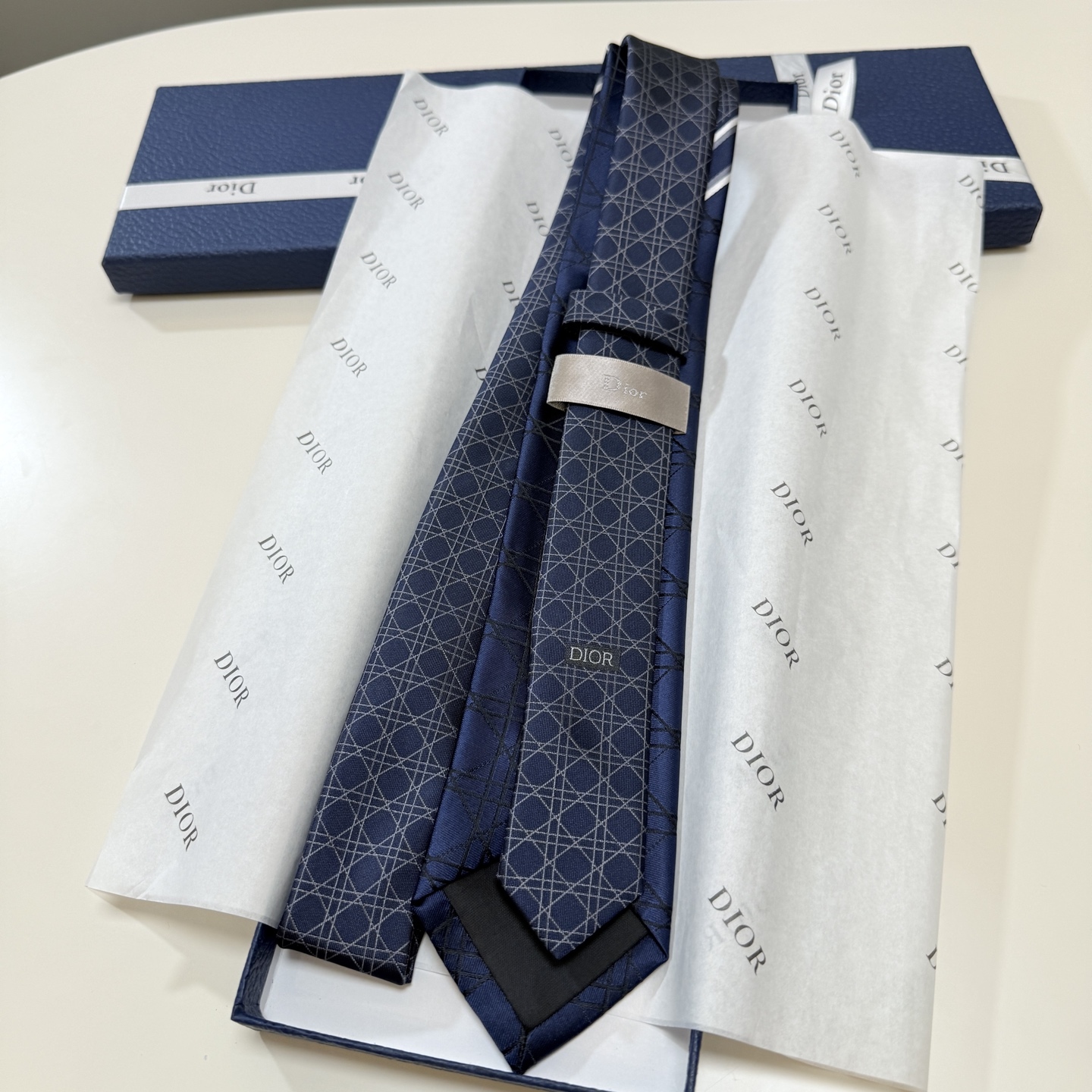 STRIPED OBLIQUE TIE NAVY BLUE, GRAY AND WHITE SILK