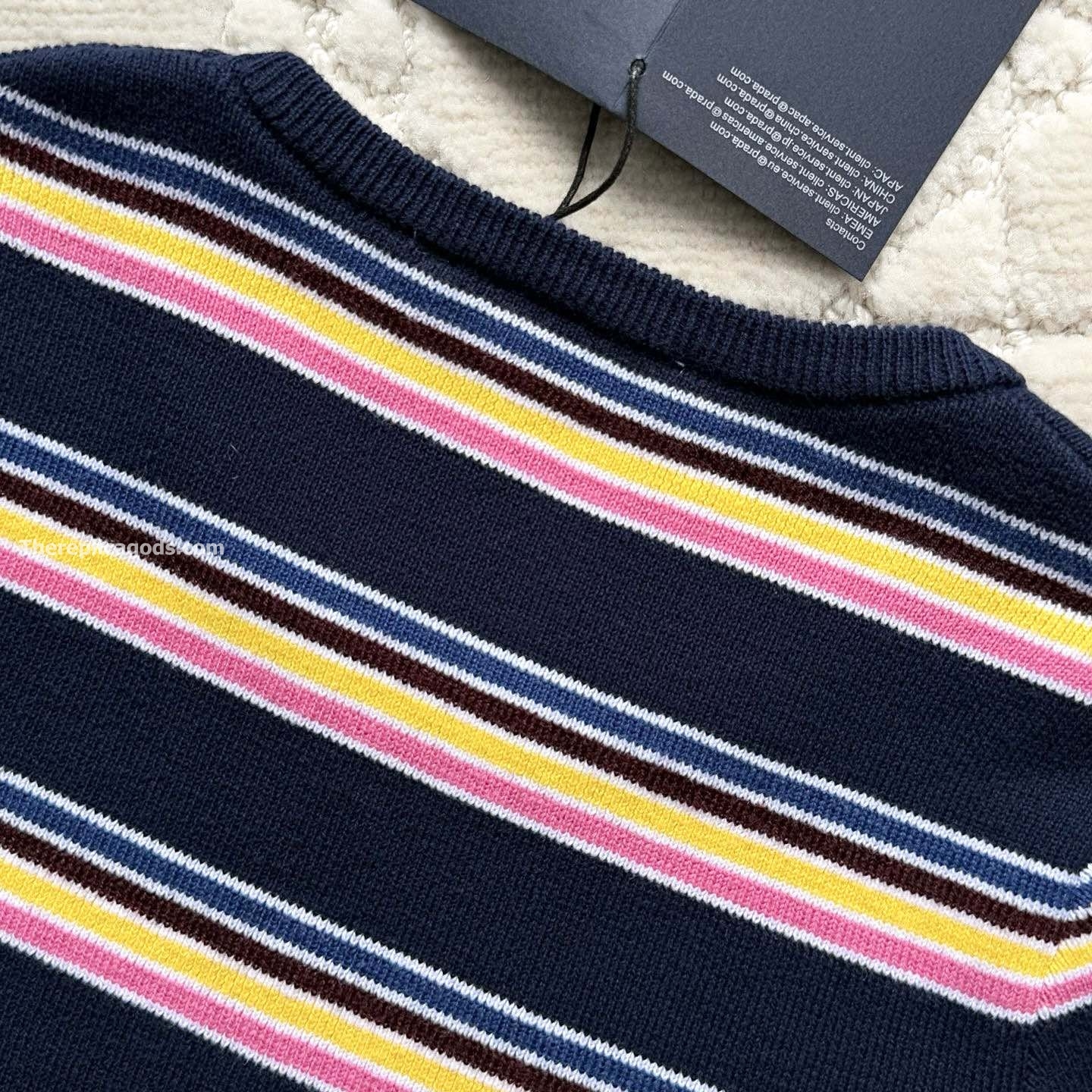 COTTON CREW-NECK SWEATER - TP561