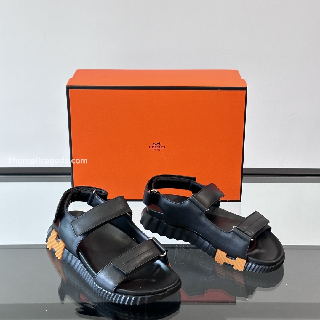 JUNIOR SANDALS IN BLACK - HS110
