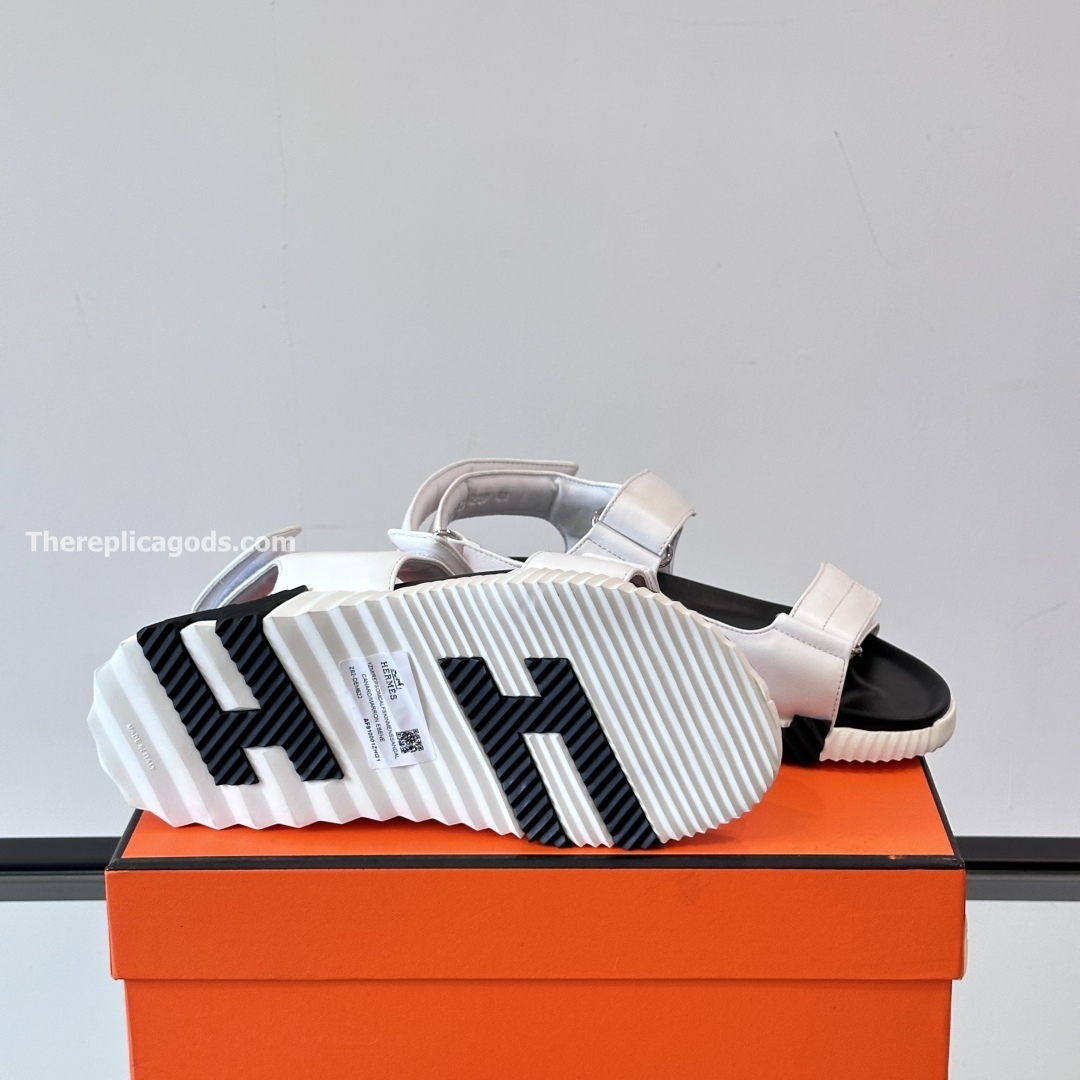 JUNIOR SANDALS IN WHITE - HS111