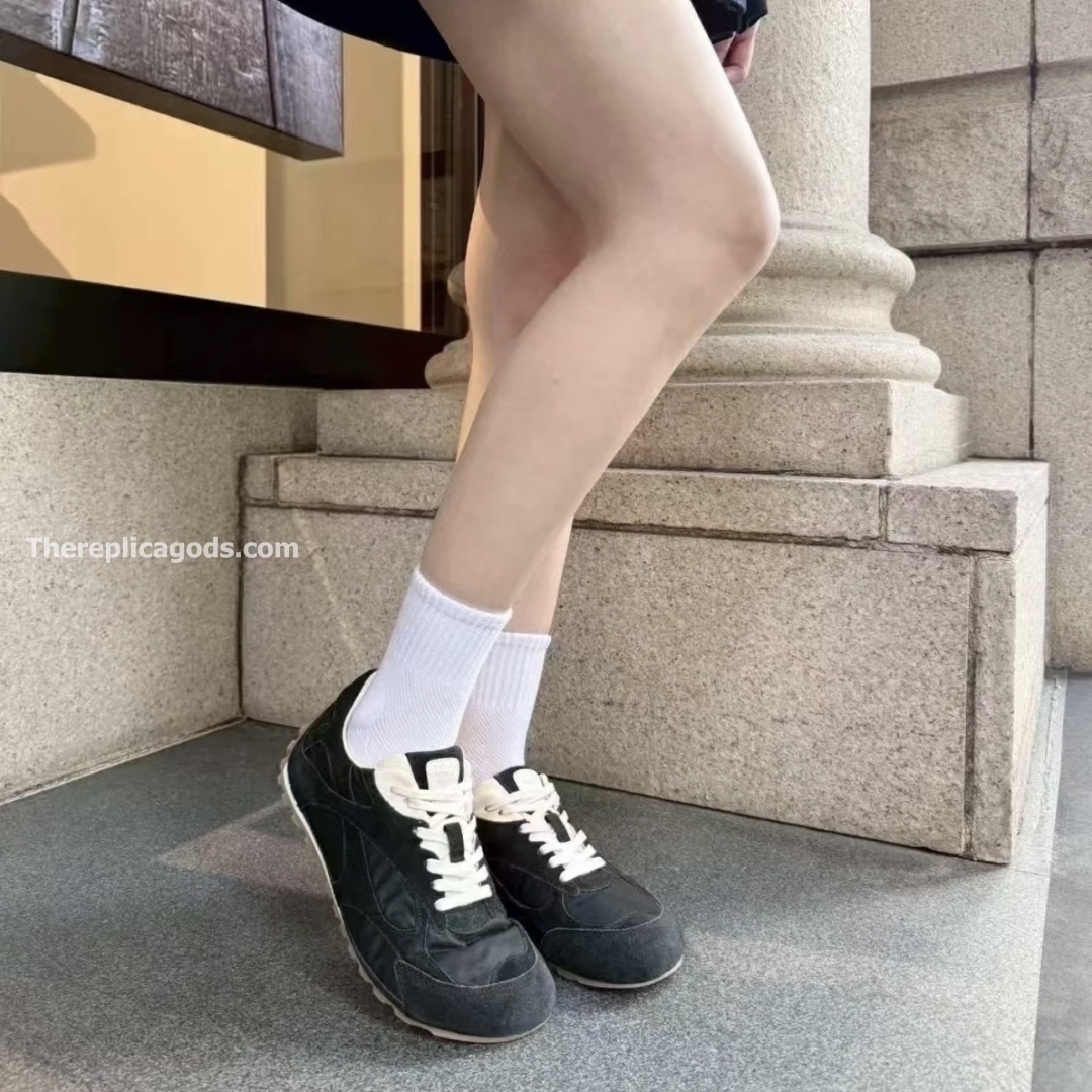 ORBIT FLASH SNEAKERS IN BLACK - BV23