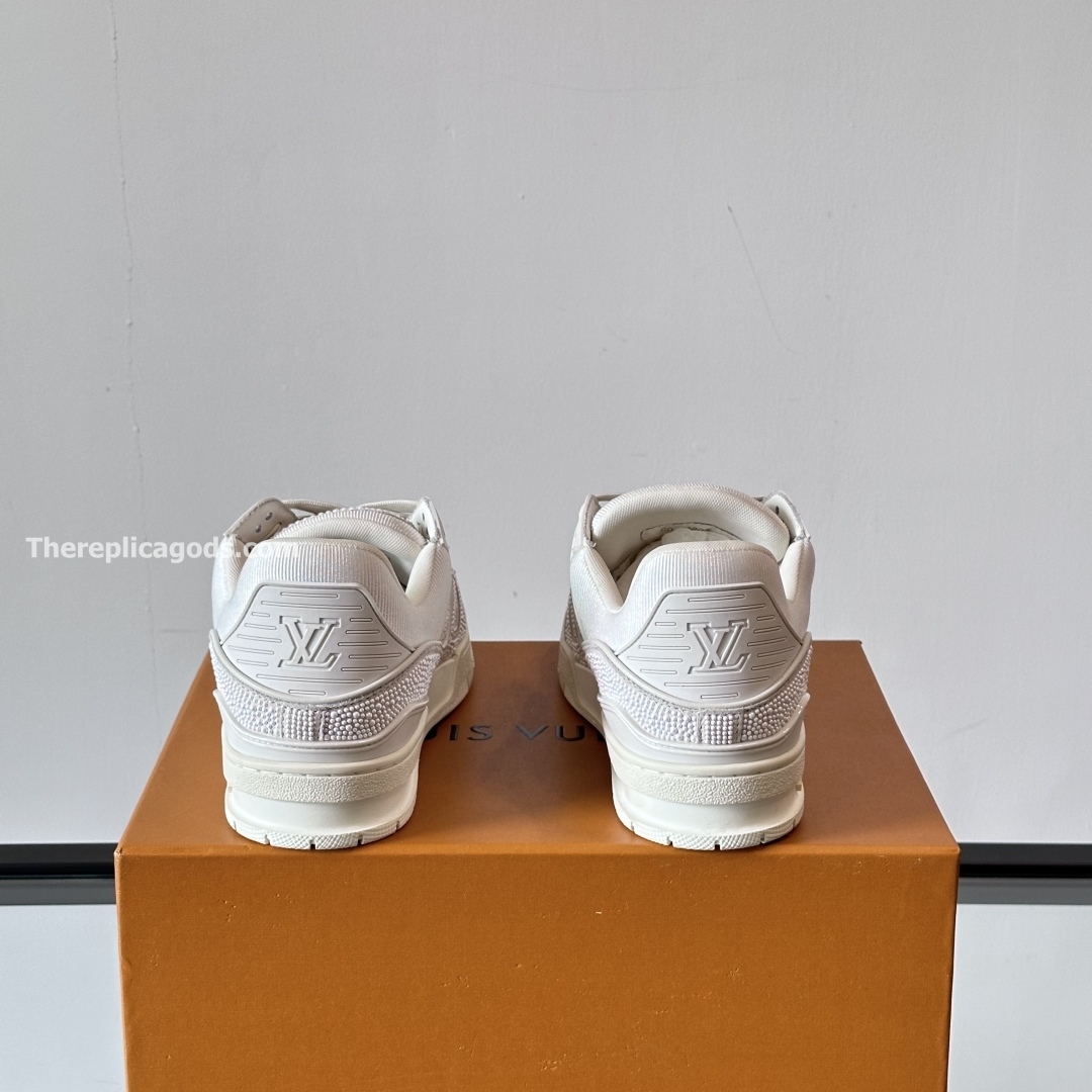 TRAINER SNEAKERS WHITE SWAROVSKI PEARLS - LV941