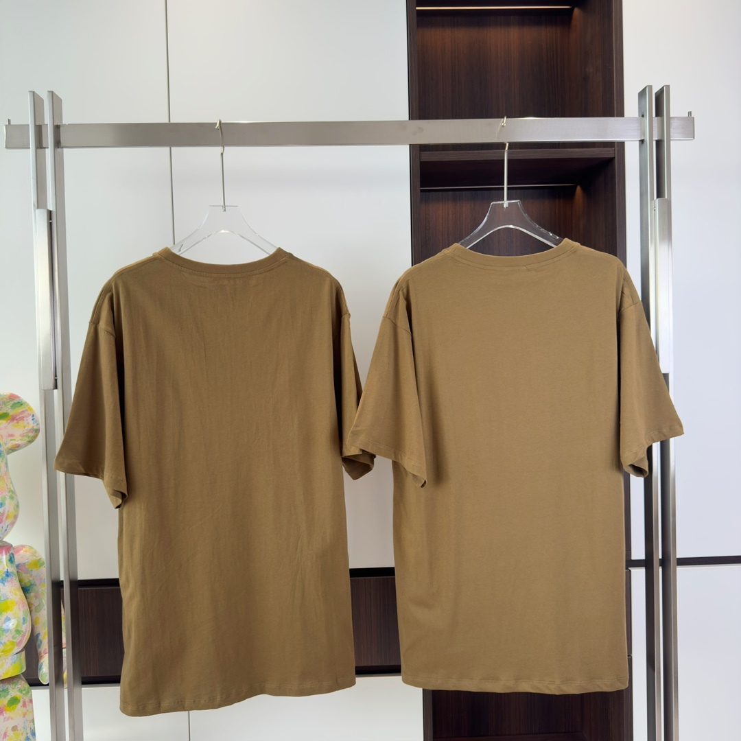 REGULAR FIT T-SHIRT IN COTTON IN CAMEL - TP671