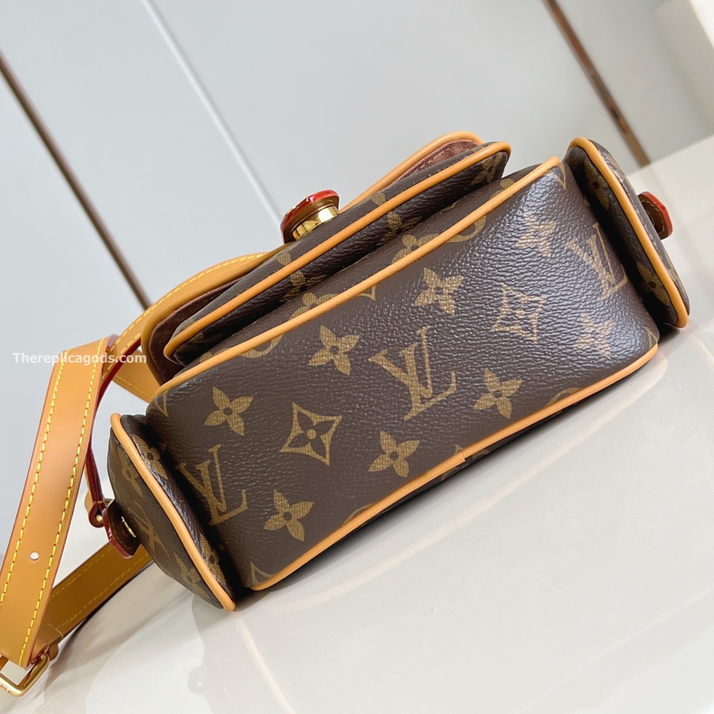 CARGO WEARABLE WALLET BROWN MONOGRAM CANVAS M14742