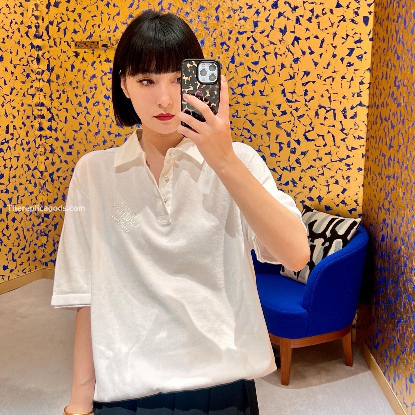 EMBROIDERED SHORT-SLEEVED COTTON BLEND POLO SHIRT IN WHITE - TP607