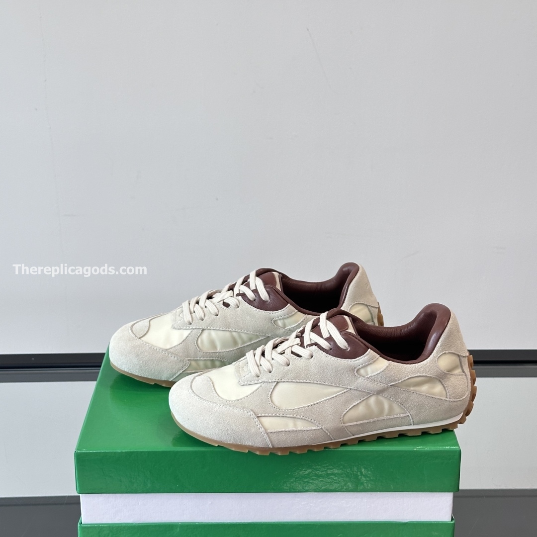 ORBIT FLASH SNEAKERS IN WHITE - BV24