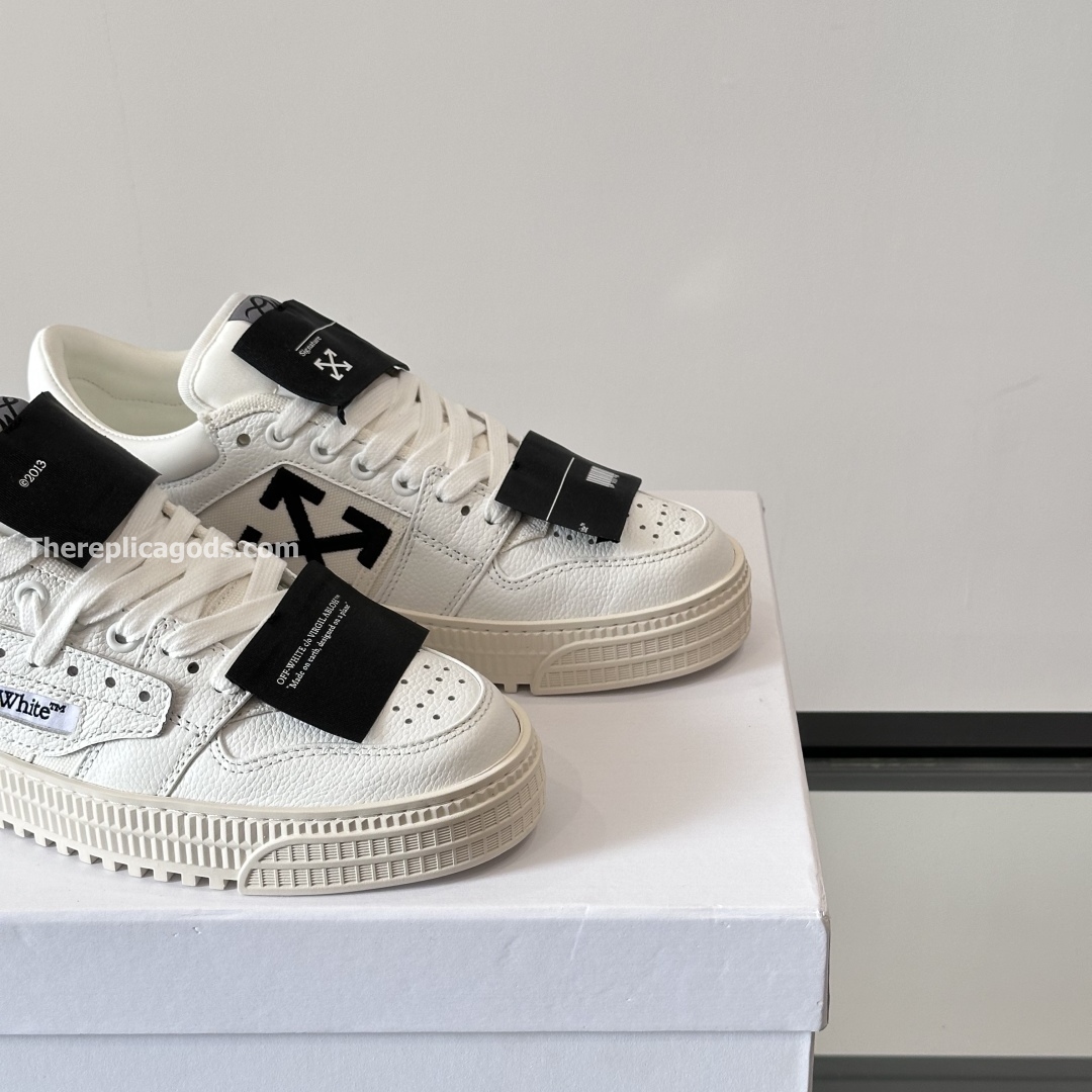 3.0 OFF-COURT SNEAKERS IN WHITE - OW51