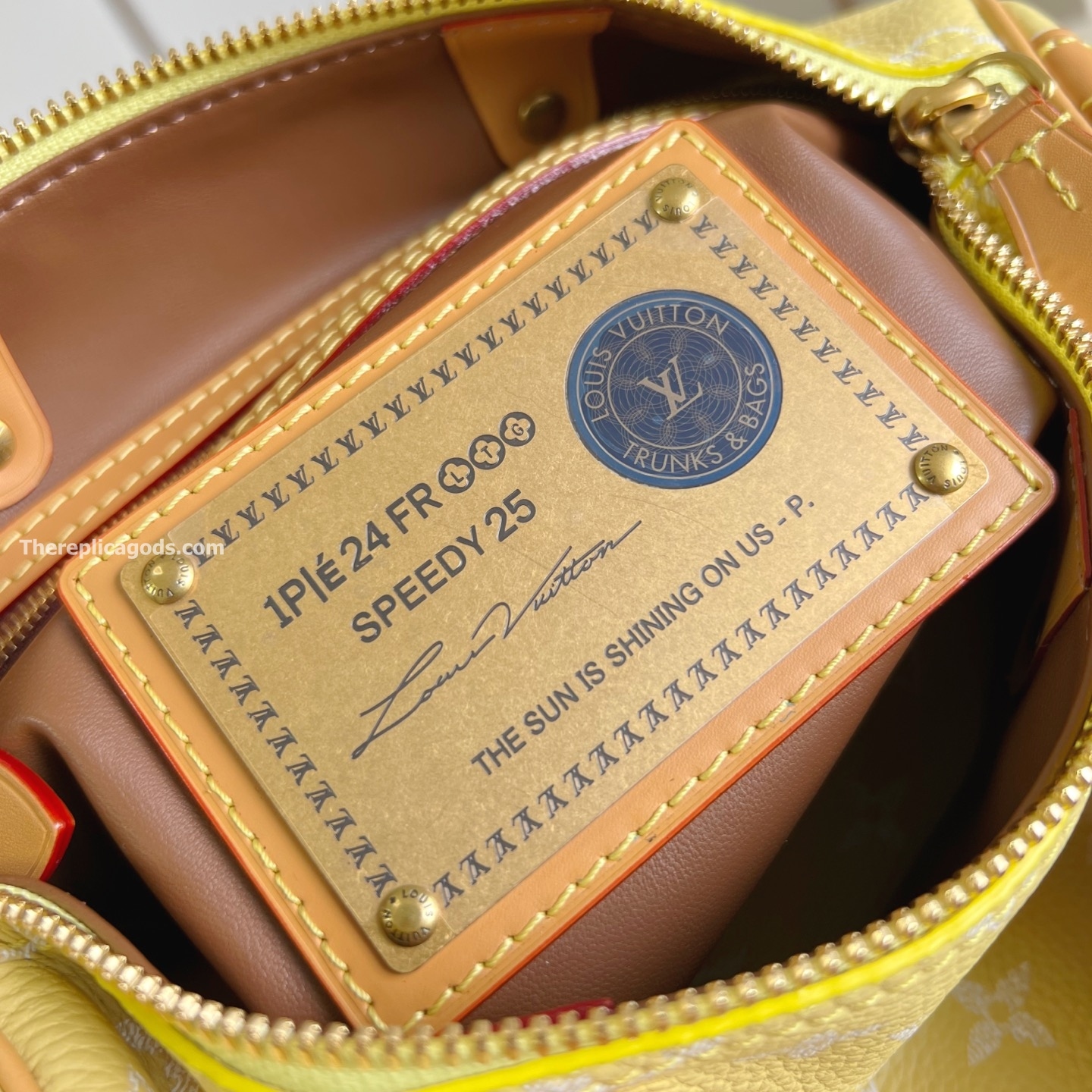 SPEEDY P9 BANDOULIERE 25 BAG IN YELLOW M24426