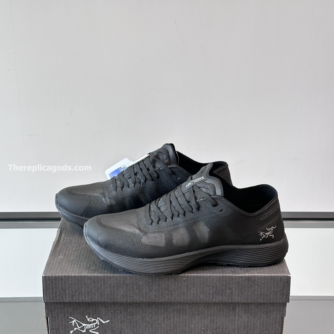 NORVAN SL 2 SNEAKERS IN BLACK