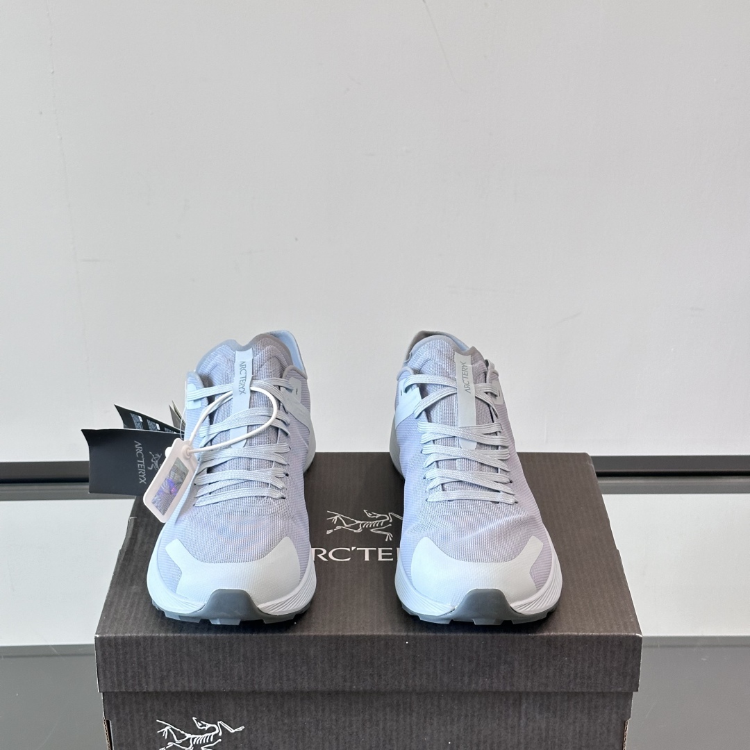 NORVAN SL 2 SNEAKERS IN LIGHT BLUE