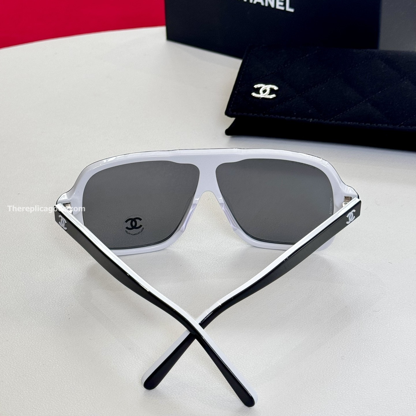 SHIELD SUNGLASSES IN GREY CH9158 - SG195