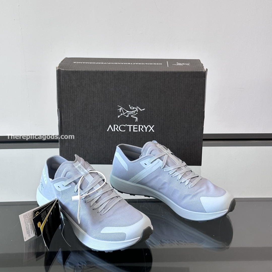 NORVAN SL 2 SNEAKERS IN LIGHT BLUE