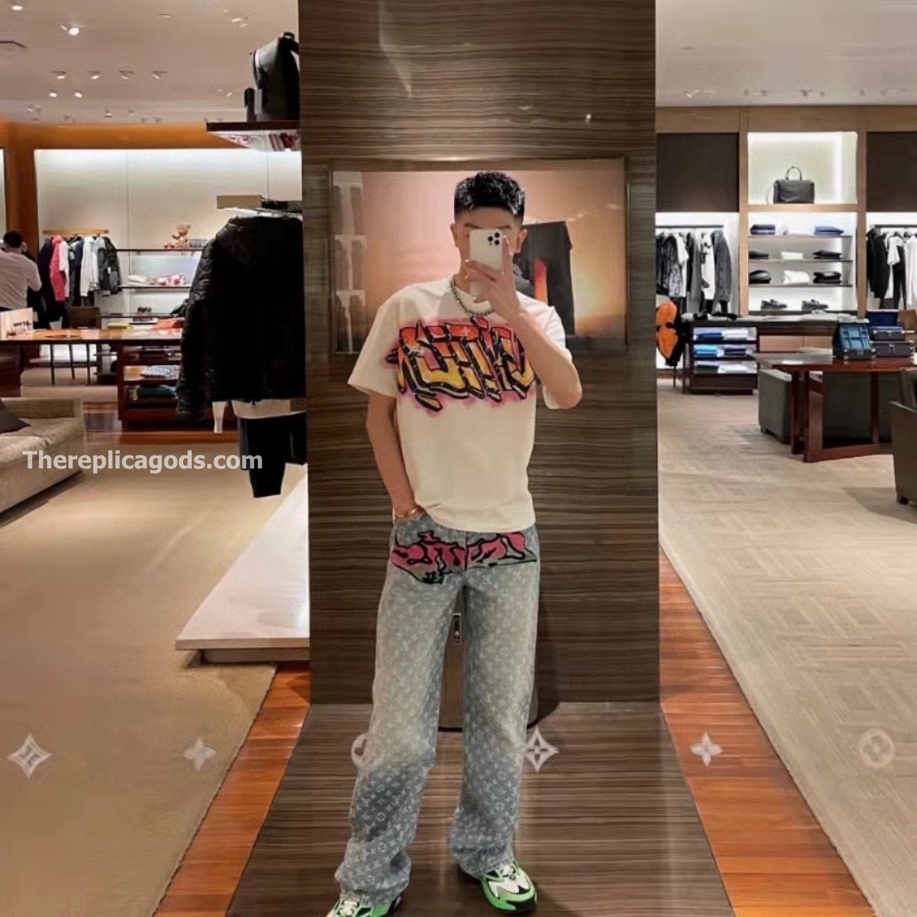 GRAFFITI PRINTED DENIM BAGGY PANTS - TP650