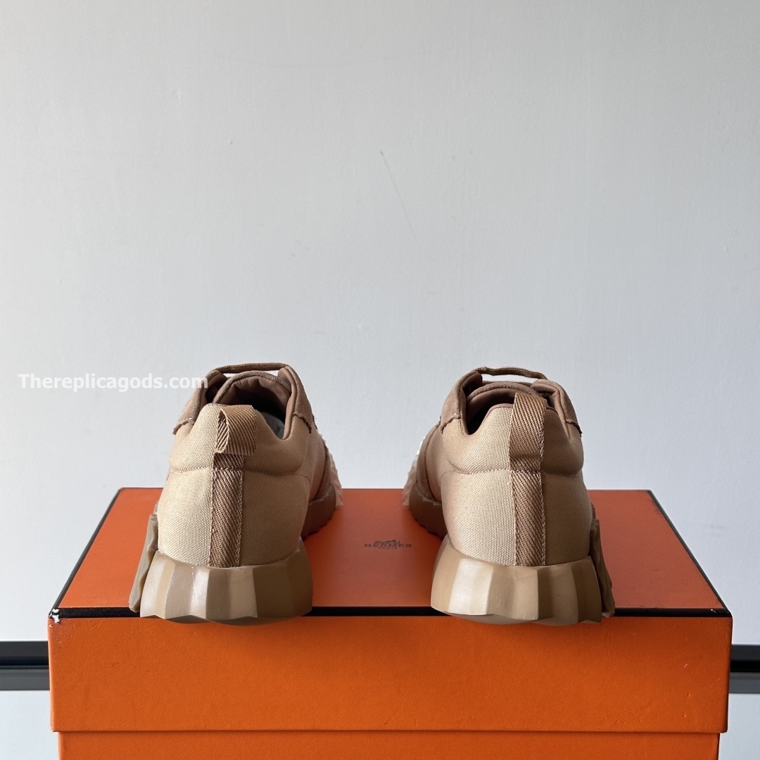 BOUNCING SNEAKERS IN BEIGE - H275