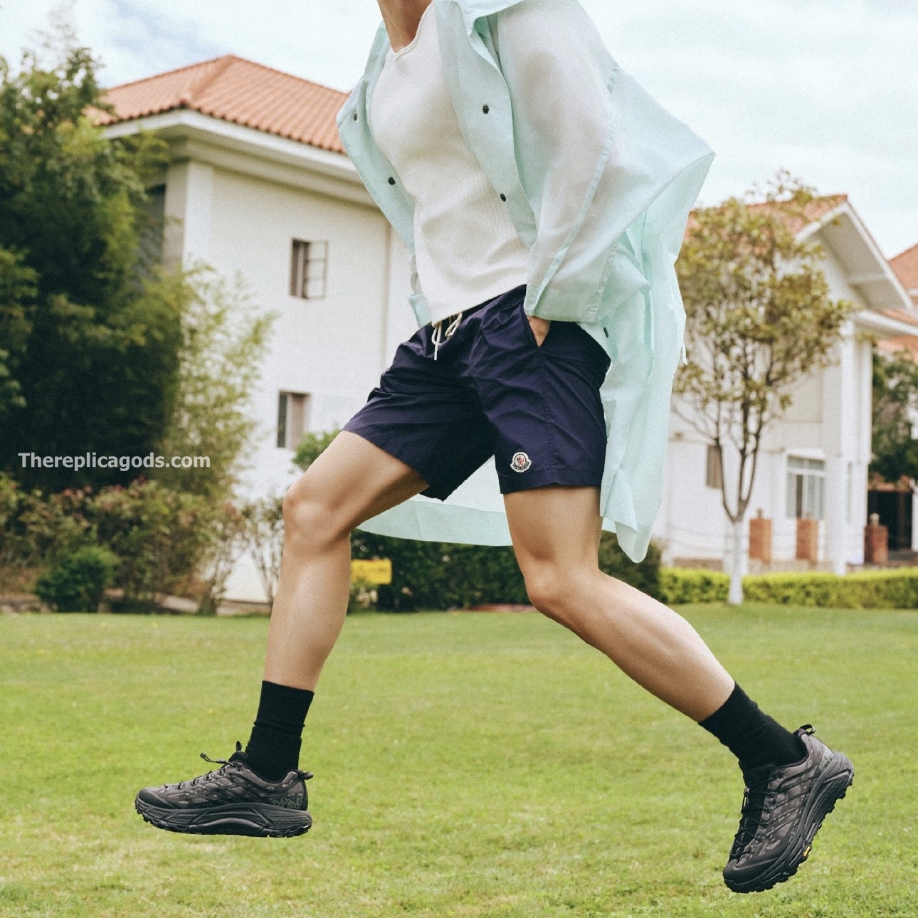 LOGO PATCH SWIM SHORTS IN BLUE - TP628