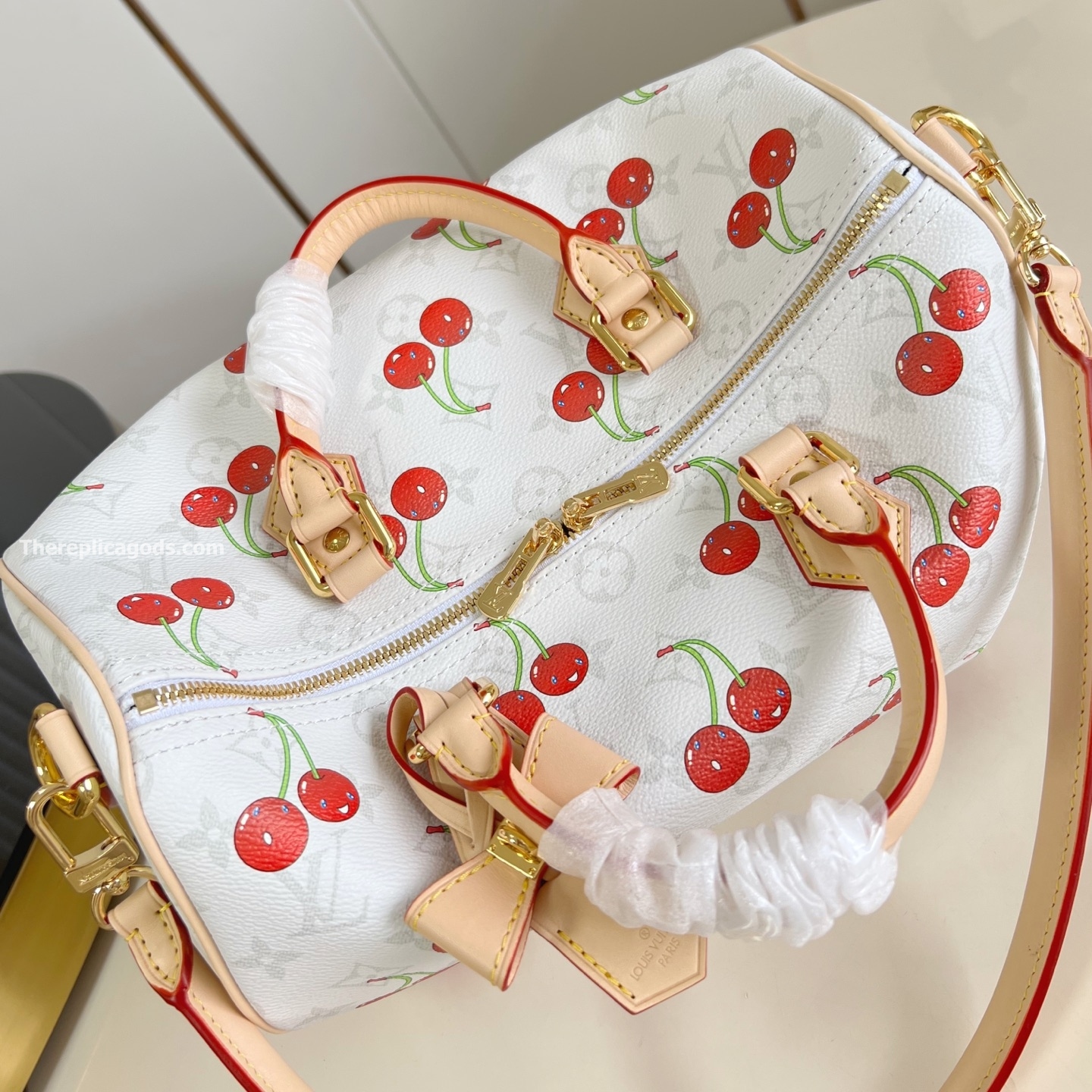 x TAKASHI MURAKAMI SPEEDY SOFT BANDOULIERE 30 WHITE MONOGRAM CANVAS M14238