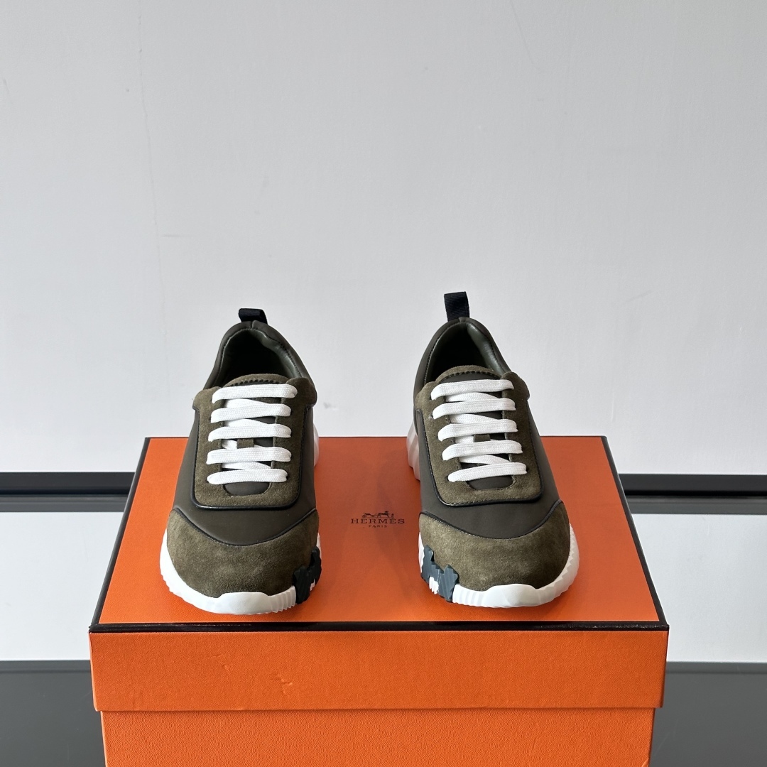 BOUNCING SNEAKERS IN GREEN TOUNDRA - H261