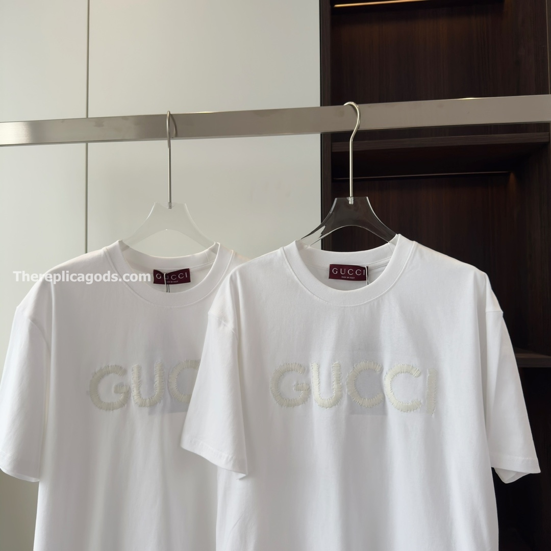 EMBROIDERED COTTON JERSEY T-SHIRT IN WHITE - TP615