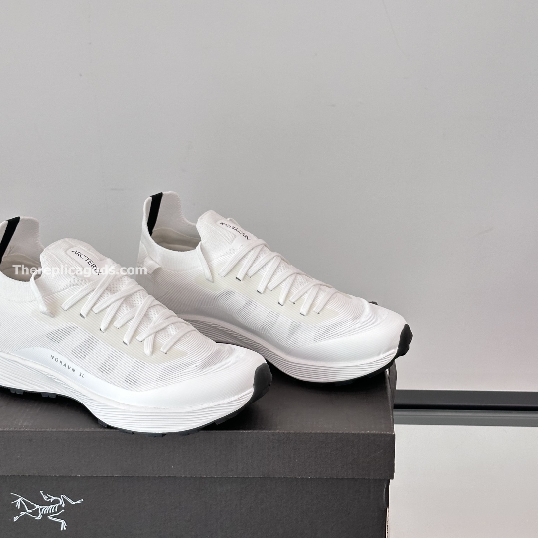 NORVAN SL 3 SNEAKERS IN WHITE